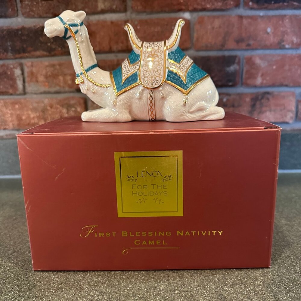 Lenox First Blessing Nativity Kneeling Teal & Gold Camel - Mint with Box